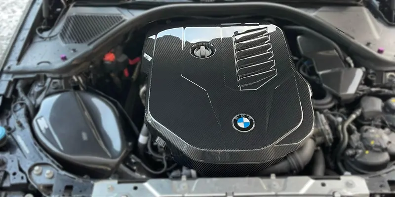 Evolution M | Carbon Fiber Engine Cover B58 1