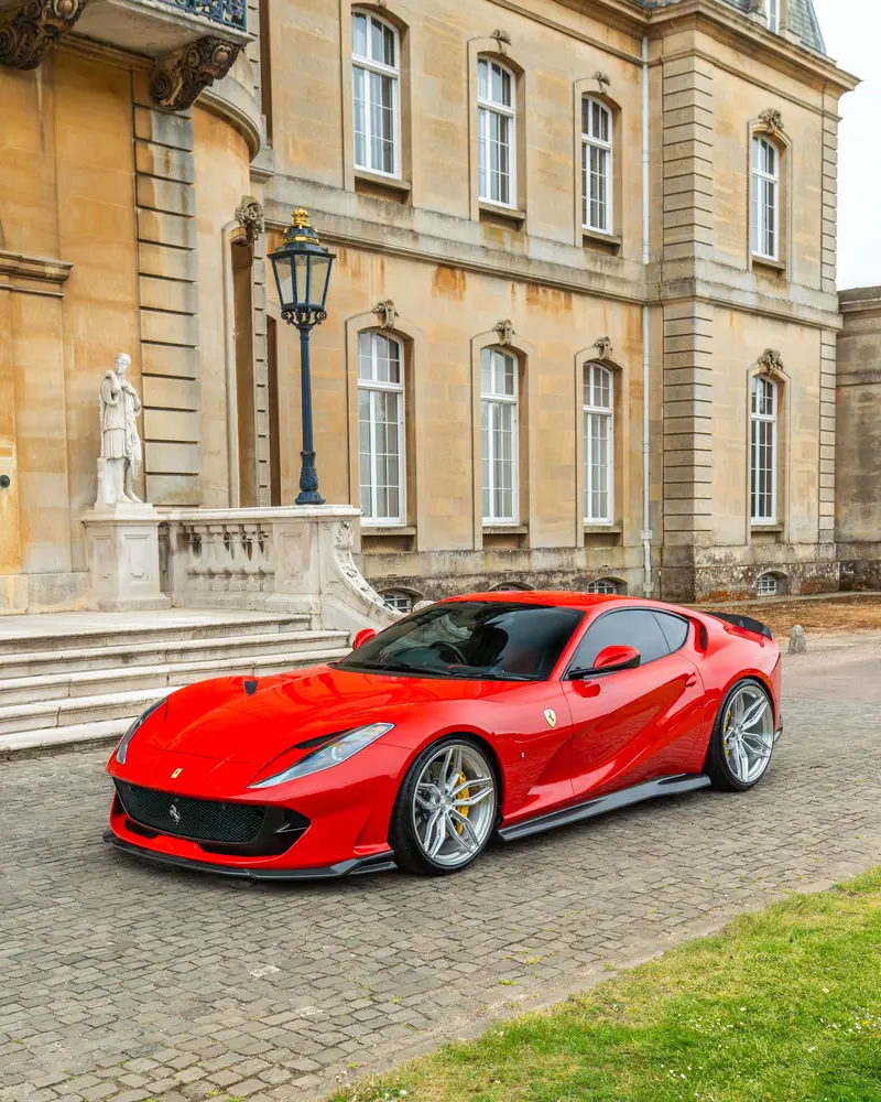 Ferrari 812 Superfast Carbon Fibre Kit V1 - Ct Design 1