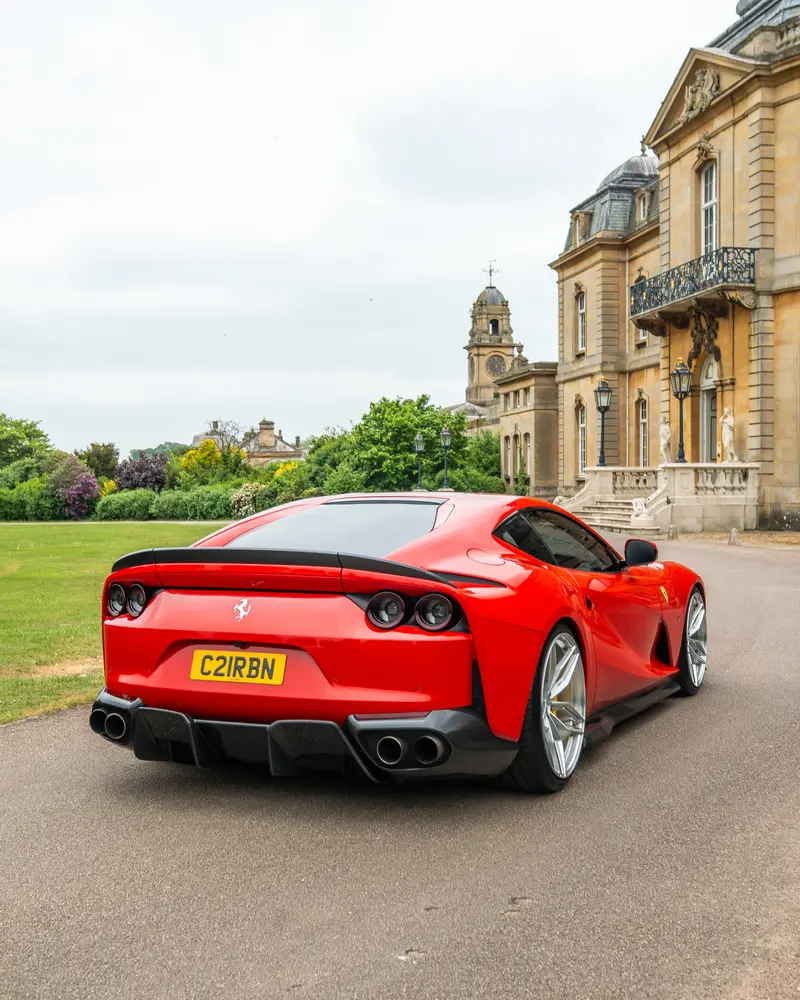 Ferrari 812 Superfast Carbon Fibre Kit V1 - Ct Design 2
