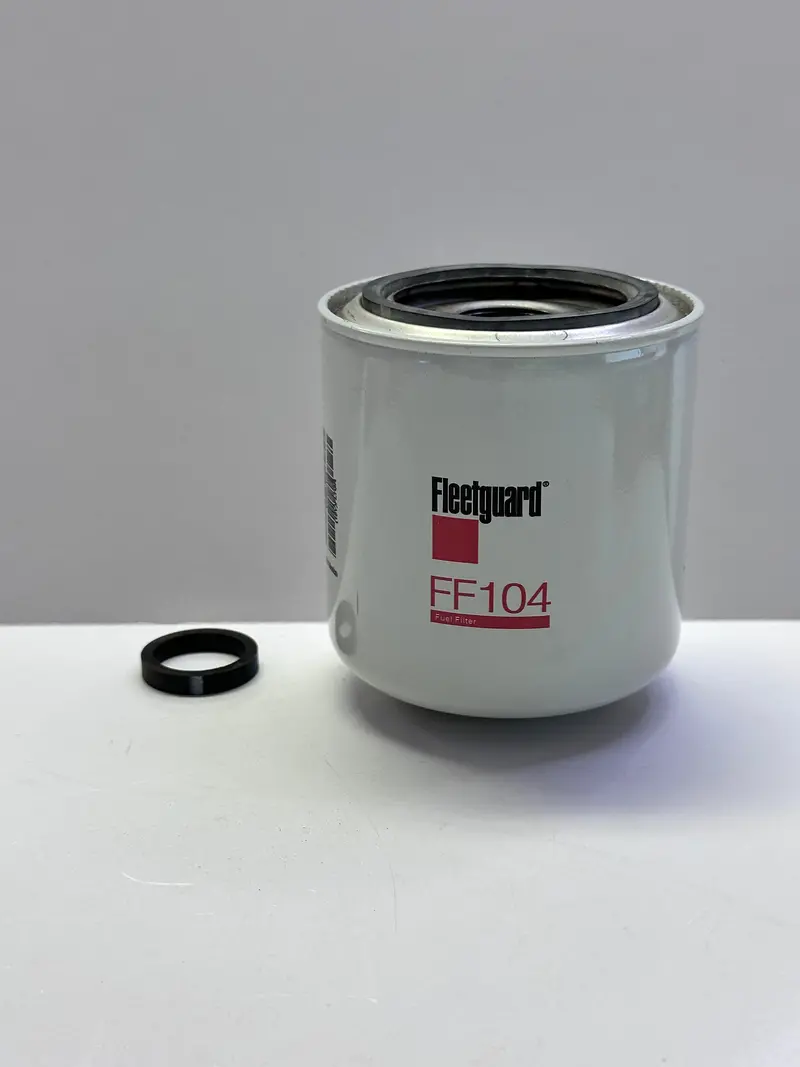 Fleetguard Ff104 Spin-On Fuel Filter 1