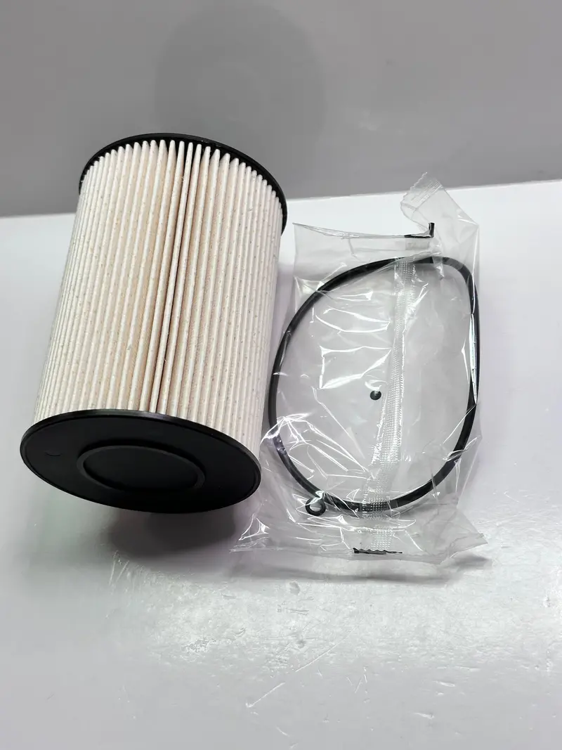 Fleetguard Ff5795 Fuel Filter 1