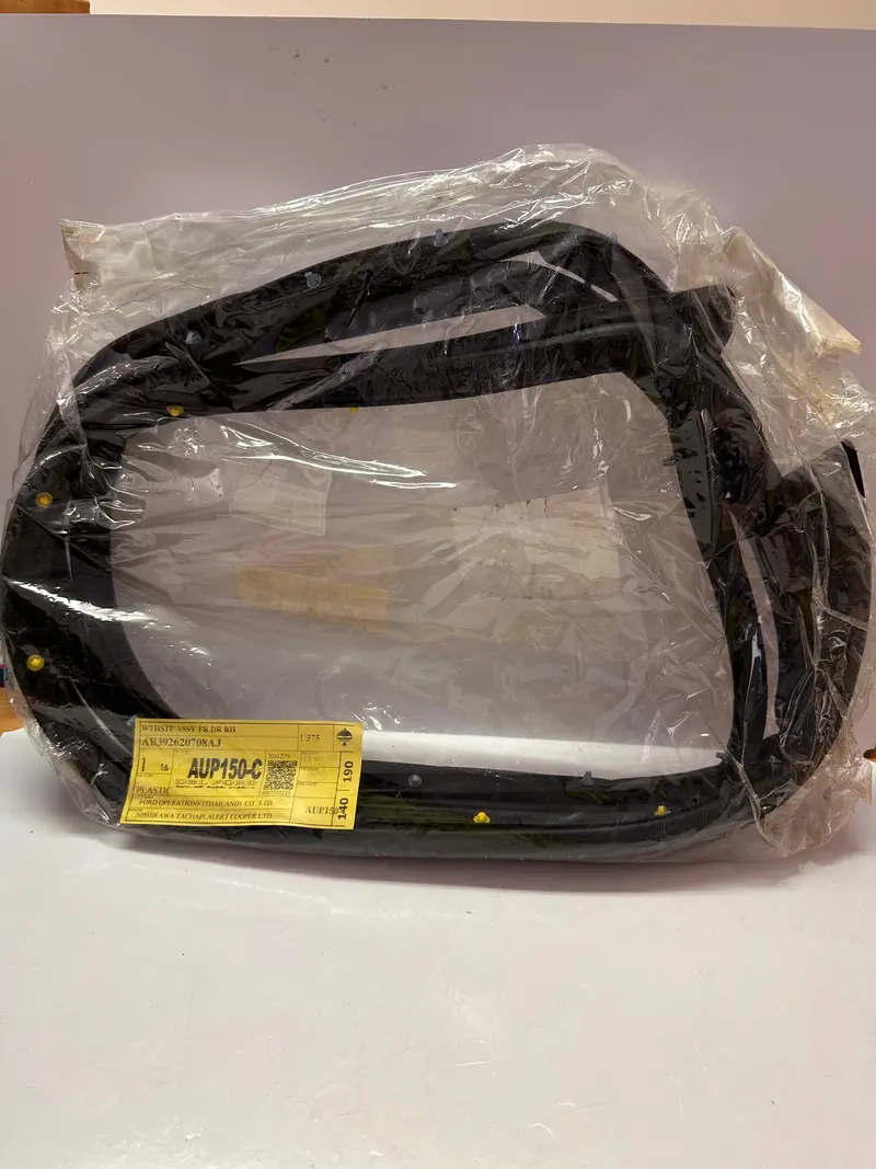 Ford Ab39 2620708 Aj Weather Strip Asy Door, Rh 1
