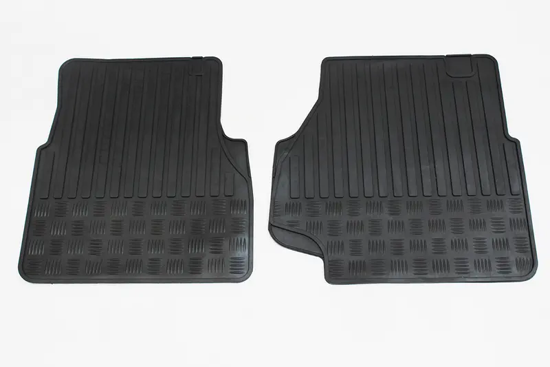 Front Footwell Pair Of Rubber Mats Lr005039 1