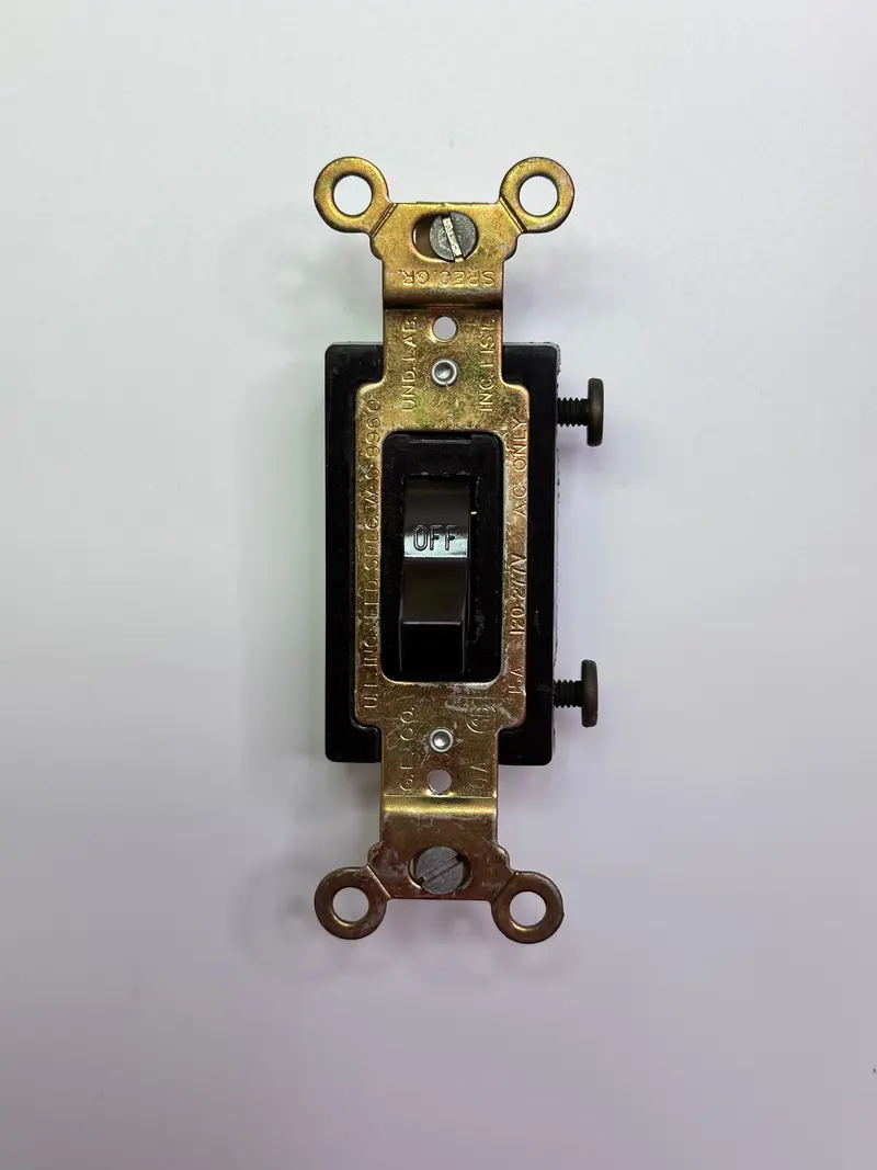 Ge 5901-1 Single Pole Ac Quiet Switch 15A 120/277V 1
