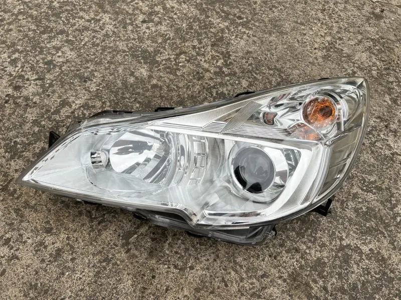Genine Oem Subaru Liberty 2012 - 2013 Bm Br Passenger Side Headlight Lh Good Con 1