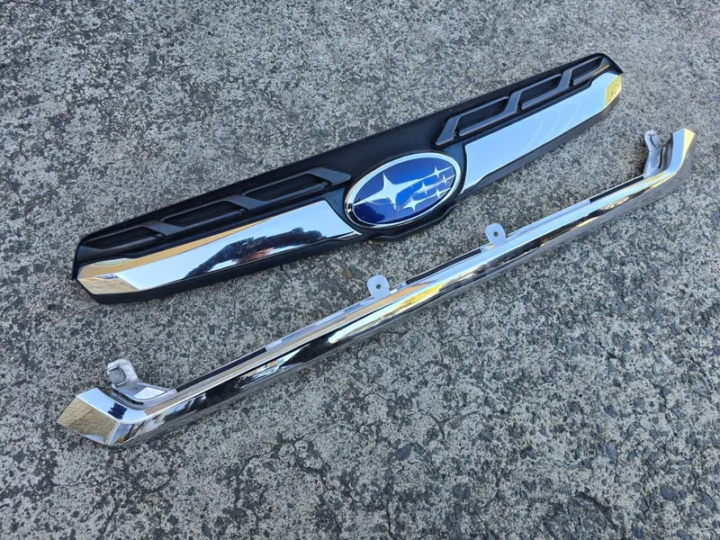 Genuine New Subaru Forester 2016 -18 Sj Front Top Grille Bonnet Panel Trim Piece 1