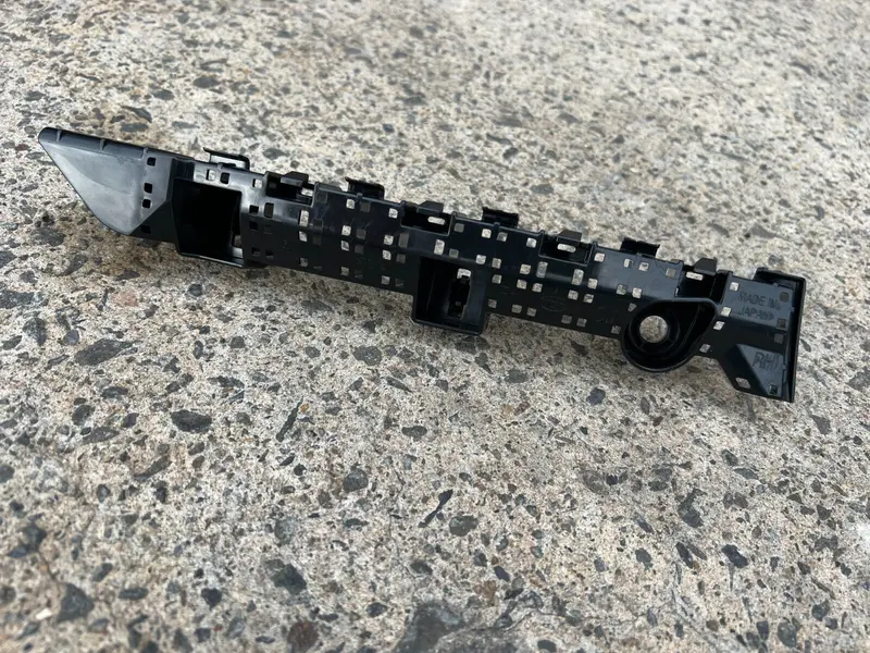Genuine New Subaru Forester 2018 - 21 Sk Front Right Driver Bumper Bar Bracket 1