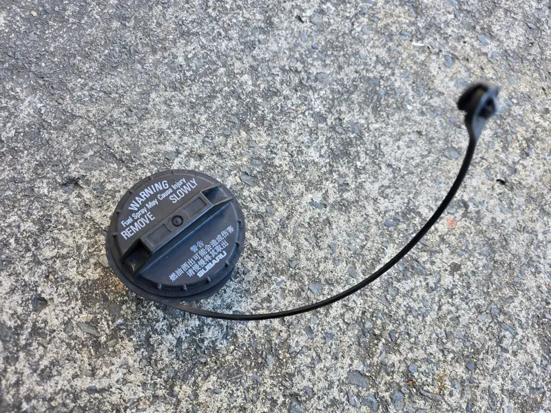 Genuine Oem Subaru Forester Sh 2008 - 2012 Petrol Fuel Tank Petrol Cap Lid Ej 1