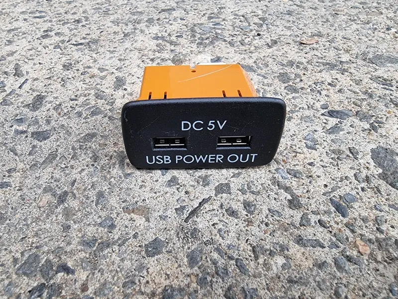 Genuine Oem Subaru Xv Gt 2017 - 2021 Center Console Dual Usb Port Backing Panel 1