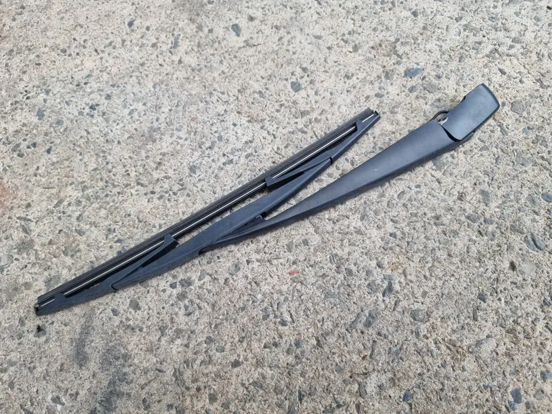 Genuine Oem Subaru Xv Gt 2017 -21 Windscreen Wiper Rear Hatch Tailgate Arm Blade 1