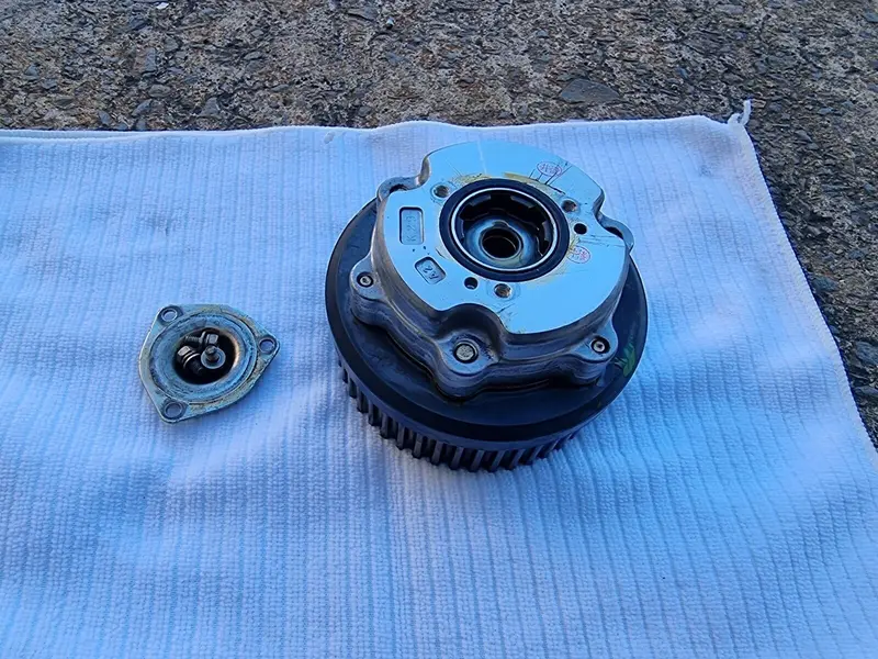 Genuine Right Camshaft Cam Intake Wheel Ej20x Subaru Liberty Legacy 13320Aa001 1