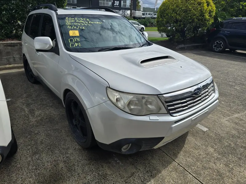 Genuine Subaru Forester 2008 - 12 Sh Rear Bumper Tow Cap Cover Panel White 37J 2