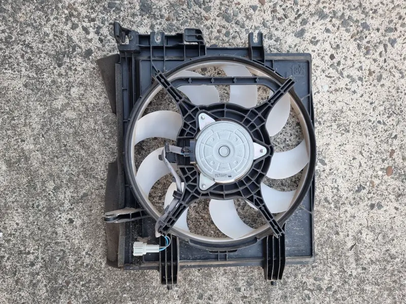 Genuine Subaru Forester 2018 - 21 Sk Front Left Passenger Thermo Cool Fan Shroud 1