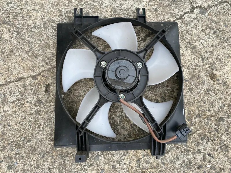 Genuine Subaru Forester Sh 08 - 12 Rh Driver Side Thermo Radiator Cooling Fan R 1