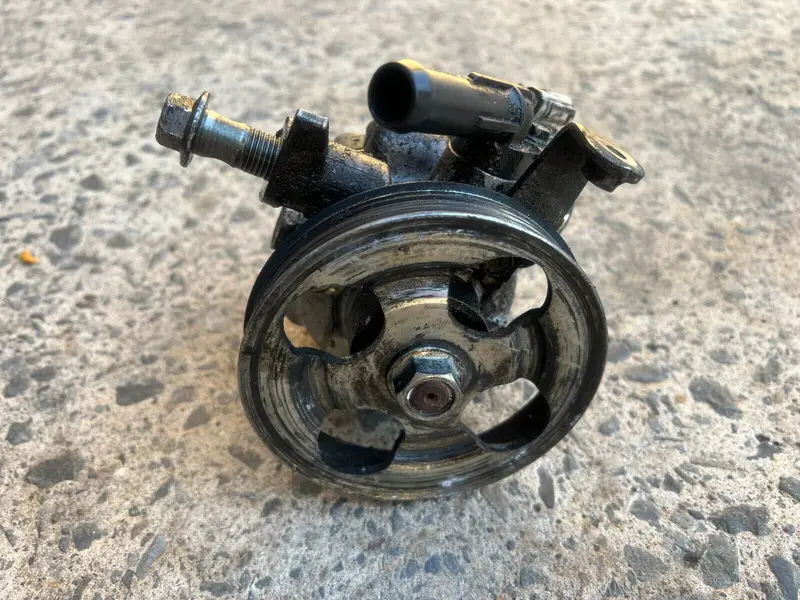 Genuine Subaru Forester Sh Xt 2008 - 2011 Power Steering Pump Ej255 2.5L Turbo 1