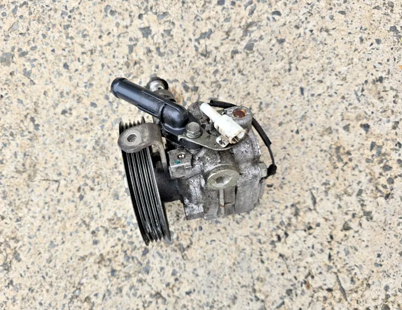 Genuine Subaru Forester Sh Xt 2008 - 2012 Power Steering Pump Ej255 2.5L Turbo 1