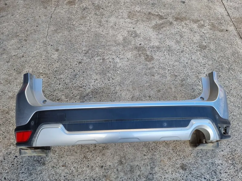 Genuine Subaru Forester Sk 19 - 21 Factory Rear Back Bumper Bar Cover Silver G1u 1