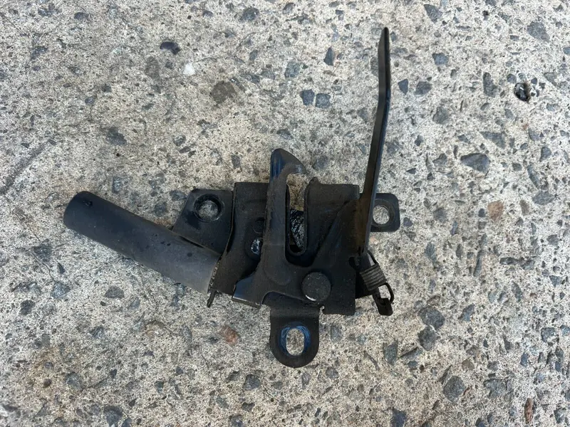 Genuine Subaru Impreza 2007 - 2011 Gh Front Bonnet Latch Catch Lock Lever 1