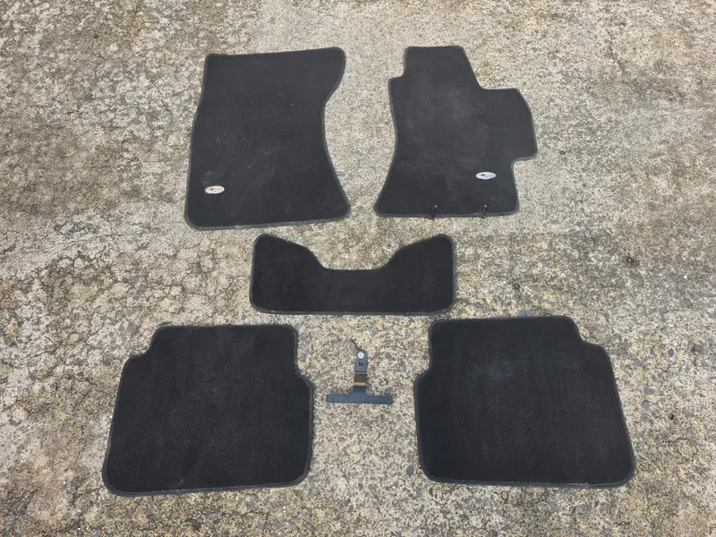 Genuine Subaru Impreza G3 Gh 2008 - 11 5 Pcs Carpet Floor Mats Mat Set Black 1