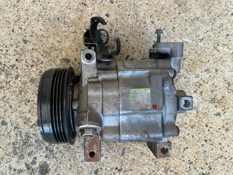 Genuine Subaru Impreza Gh 08 - 11 Air Con Conditioning A/C Compressor Ac Pump 1