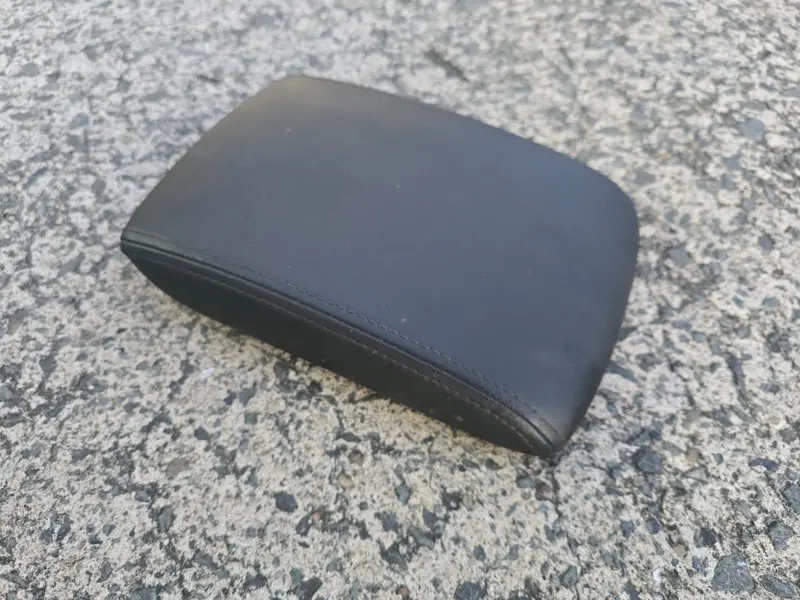 Genuine Subaru Impreza Gh G3 Wrx 08 - 14 Center Console Top Lid Arm Rest Leather 1