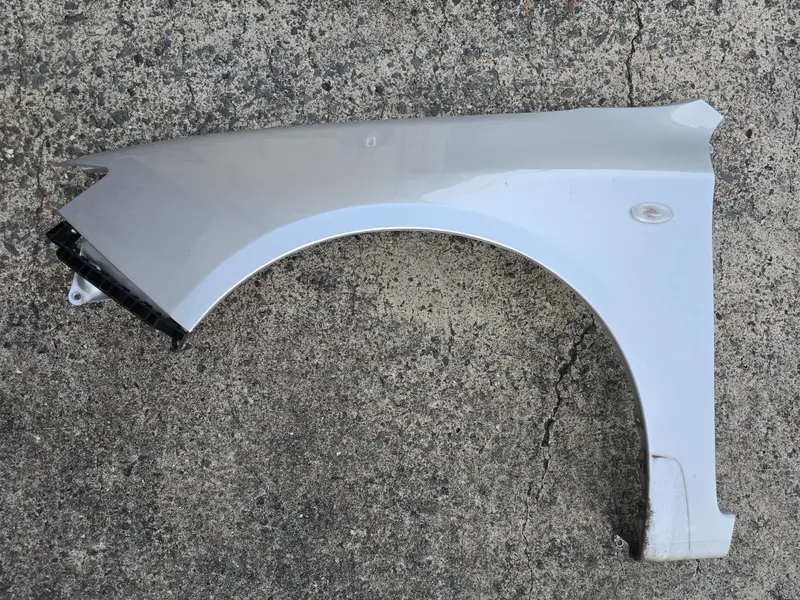 Genuine Subaru Impreza Gh Rs 08-11 Left Front Wheel Fender Guard Panel Silver C3 1