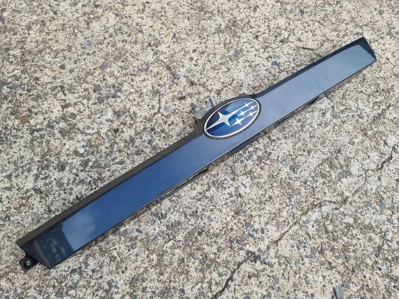 Genuine Subaru Impreza Rs Gh G3 Wrx 2008 - 14 Rear Hatch Garnish Trim Grey 61K 1