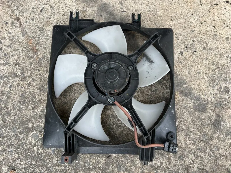 Genuine Subaru Liberty Gen 5 2009 - 2011 Right Radiator Cooling Thermo Fan Rh R 1