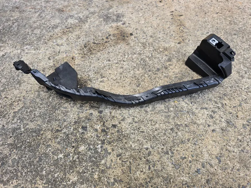 Genuine Subaru Liberty Outback 2006 - 09 Headlight Head Light Bracket Right Rh 1