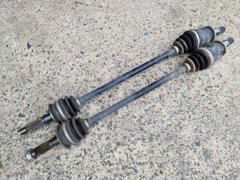 Genuine Subaru Xv Gt 17 -21 Factory Rear Drive Shafts Driveshaft Cv's Cv Joints 1