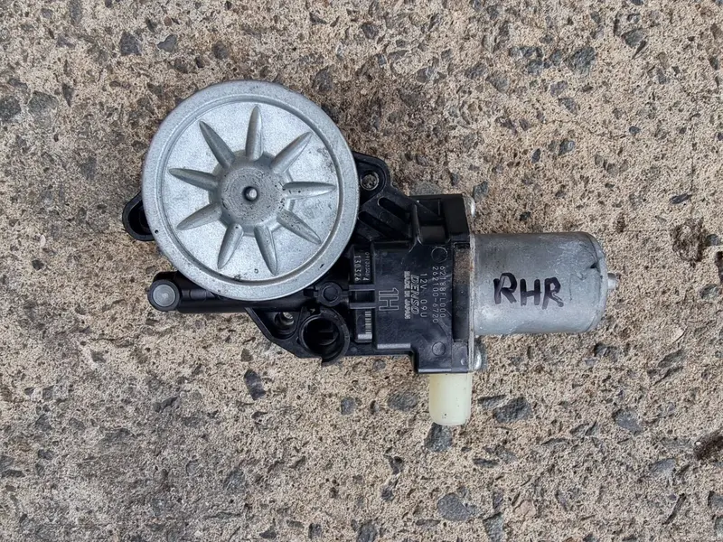 Genuine Subaru Xv Gt 17 -21 Right Rear Passenger Door Window Motor Regulator Rhr 1