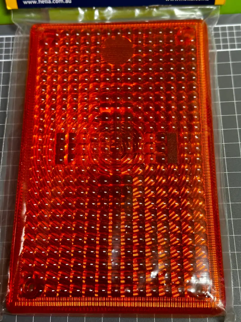 Hella 9.2143.01 Amber Lens, 954.004-001 1