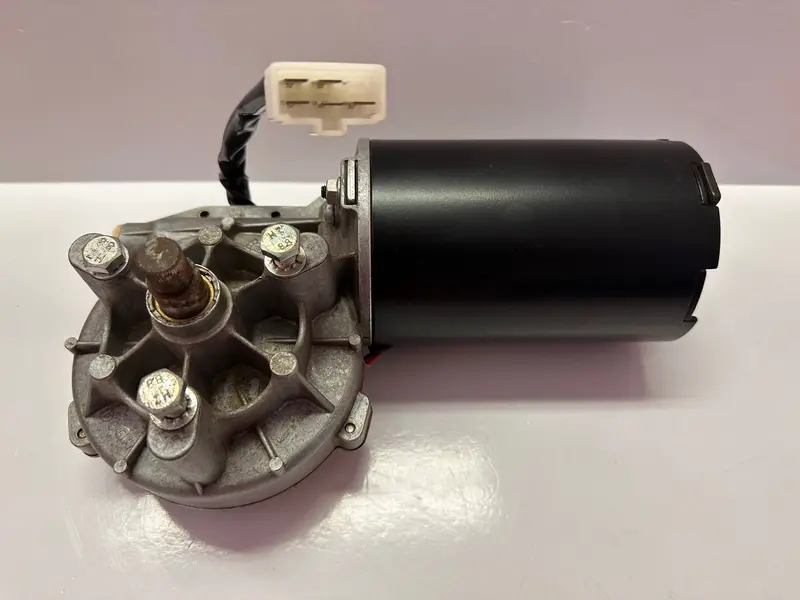 Hitachi 24V Wiper Motor 4639246 1