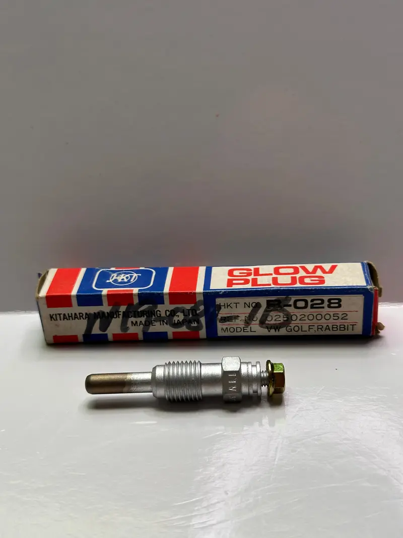 Hkt B028 Glow Plug For Vw Golf, 0250200052 1