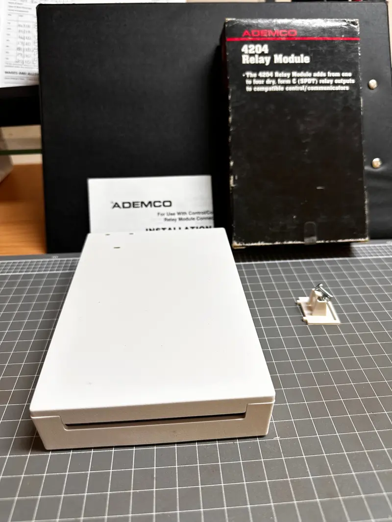 Honeywell/Ademco 4204 Programmable Relay Module 1