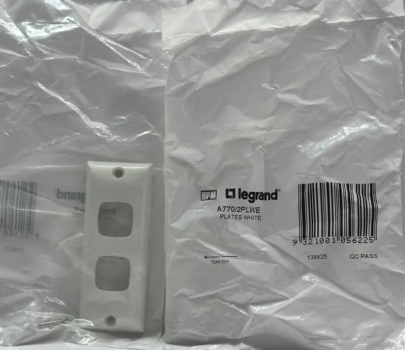 Hpm A770/2Plwe Standard 2 Gang Architrave Cover Plate, White 1