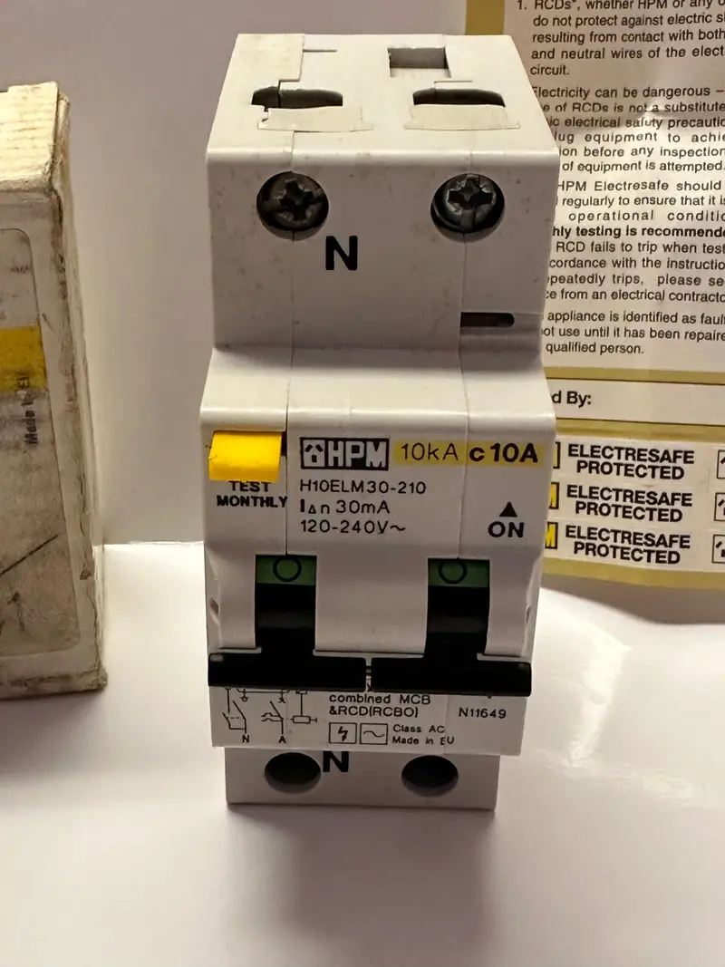 Hpm H10elm30-210 Electresafe Miniature Circuit Breaker 10A 1
