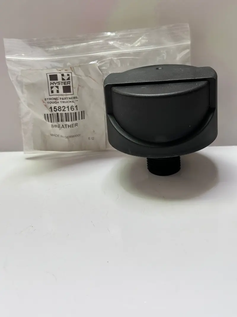 Hyster 1582161 Breather Assembly 1