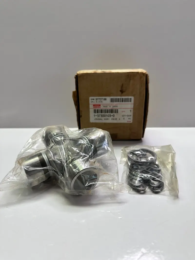 Isuzu 1373001030 Journal Asm, Prop / Uni-Joint 1