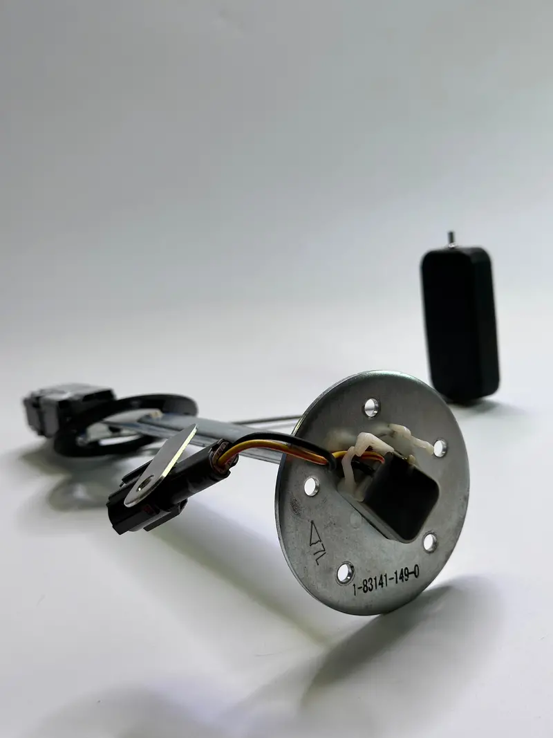 Isuzu 1831411490 Fuel Tank Sender Unit 1