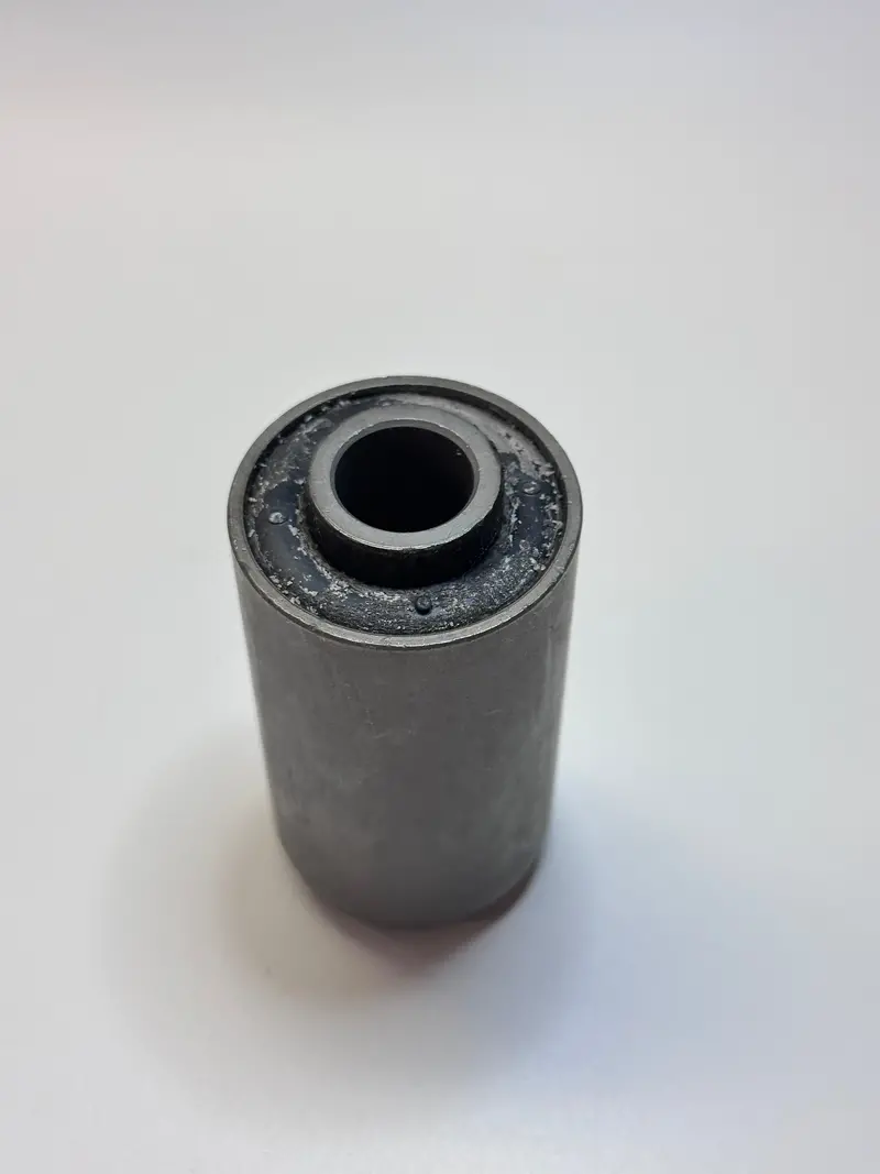 Isuzu 8970815860 Genuine Bushing, Leaf Spring - 97081586 1