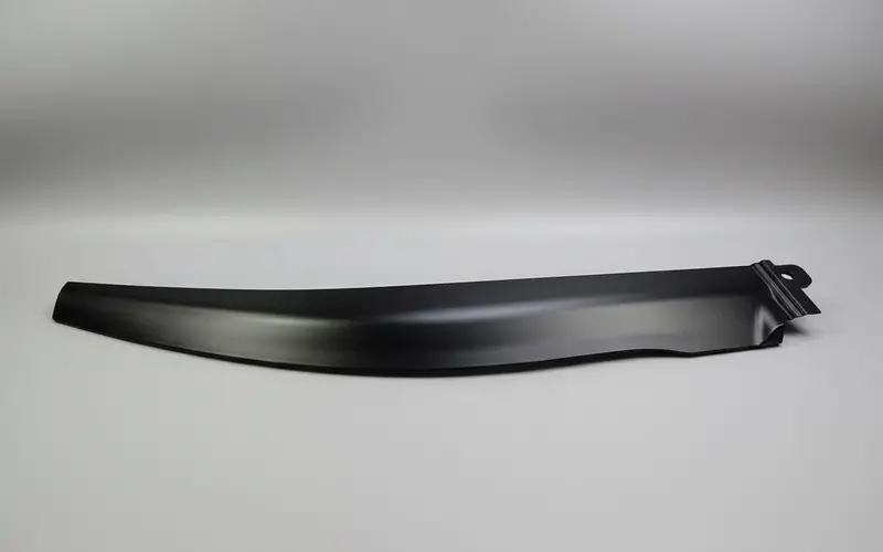 Isuzu 8980413983 Genuine Rh Front Guard - New 1