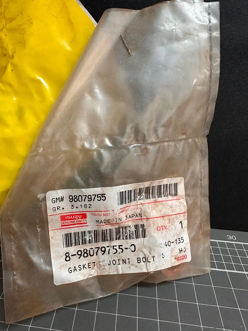 Isuzu Fuel Pump Leak Gasket 8-98079-755-0 1
