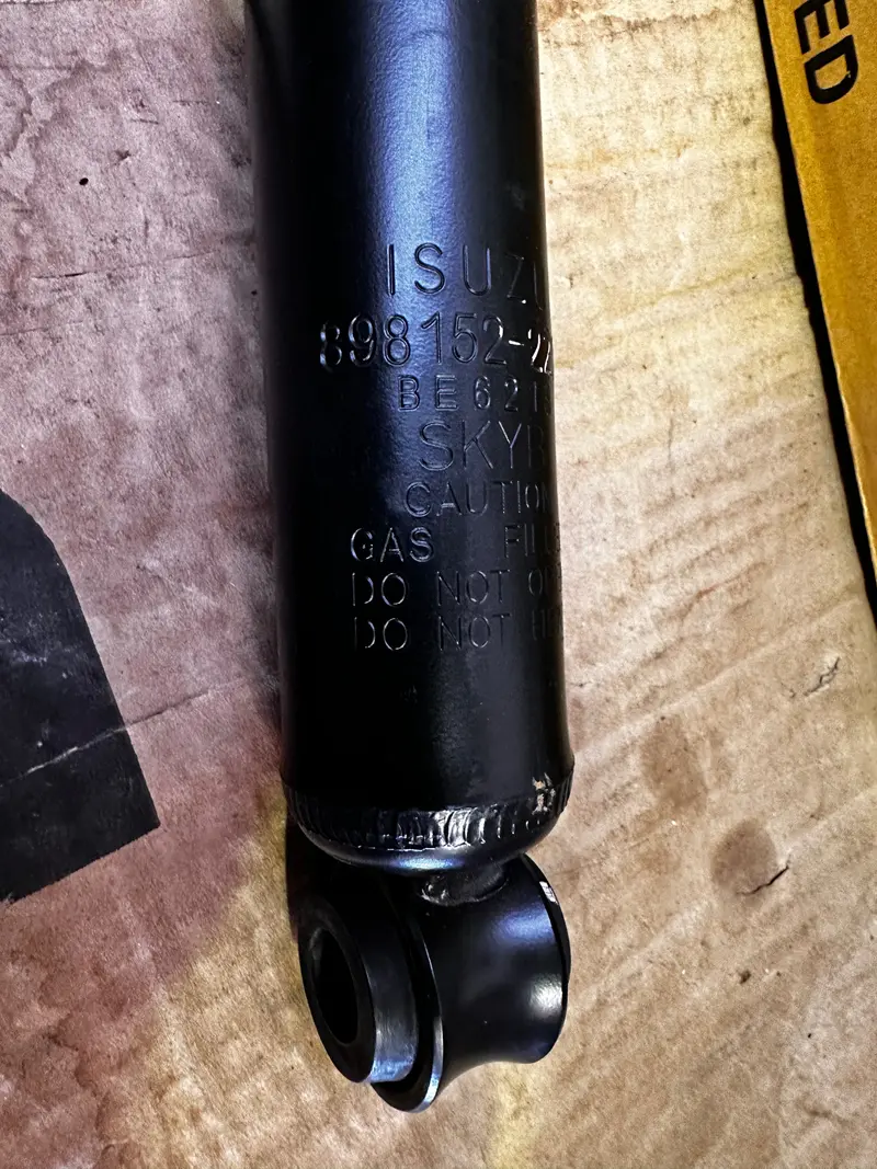 Isuzu Shock Absorbers 8-98152228-0 1