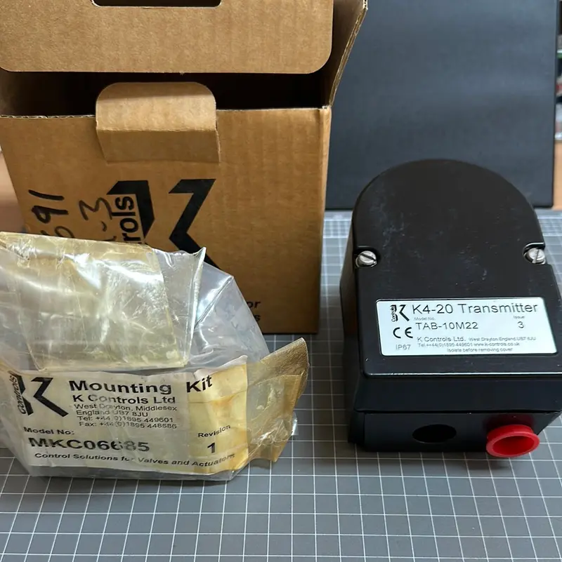K4-20 Position Transmitter Tab-10M22 + Mounting Kit 1