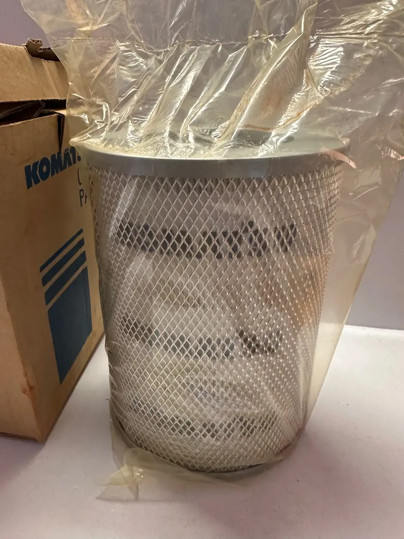 Komatsu 207-60-71182 Hydraulic Filter Element 1