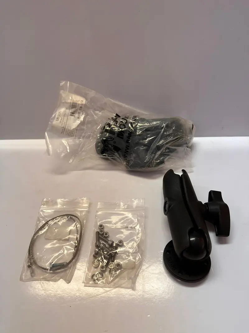 Komatsu 304499 / Ahx10 Mounting Kit 1