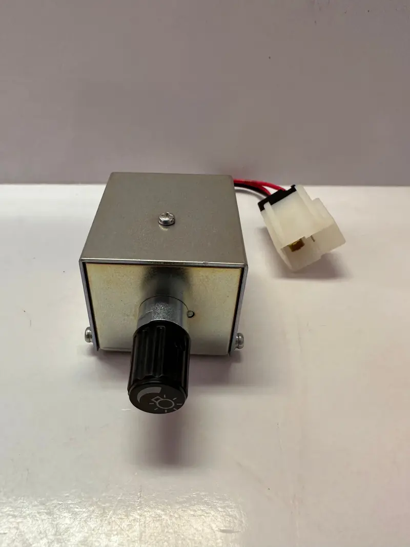 Komatsu 569-06-61711 Switch, Rheostat 1