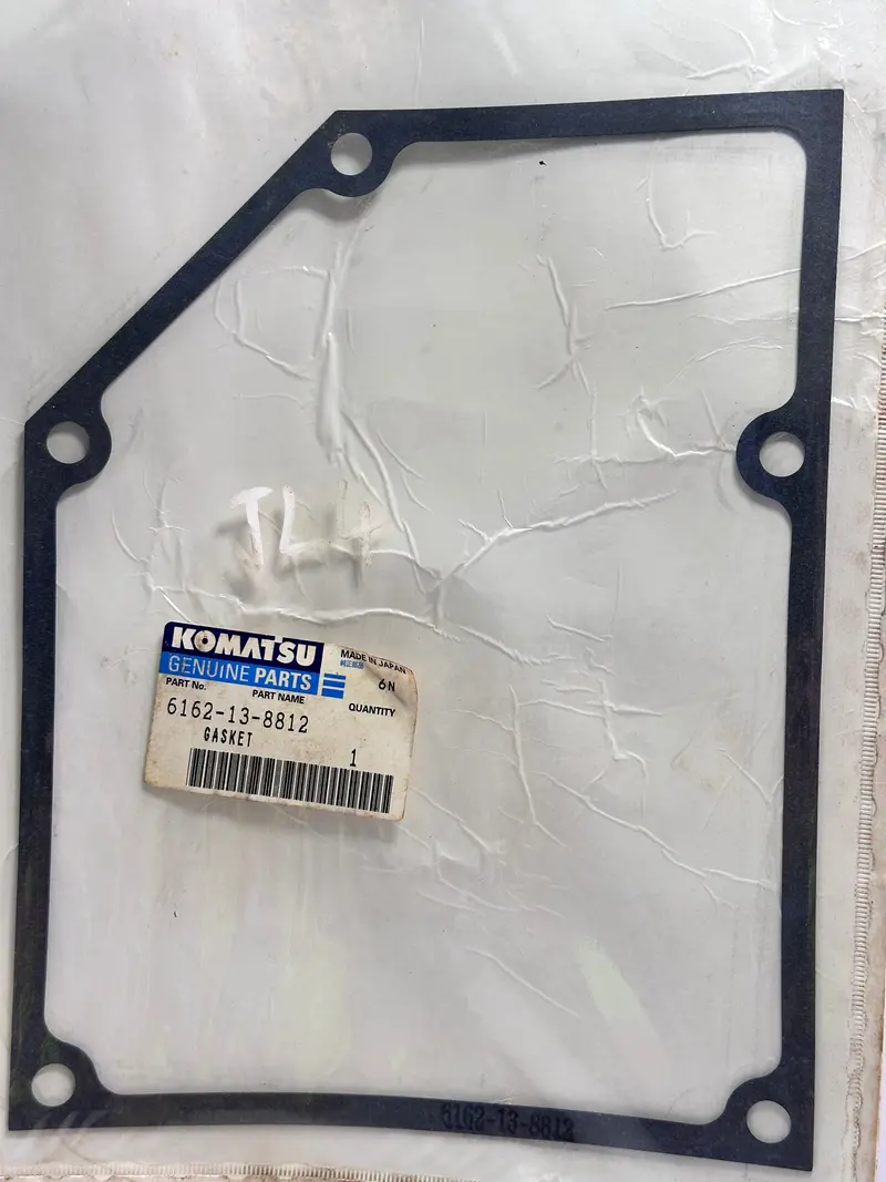 Komatsu 6162-13-8812 Valve Cover Gasket 1
