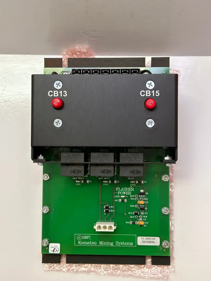 Komatsu Ek3808 Board Relay, 24V 1